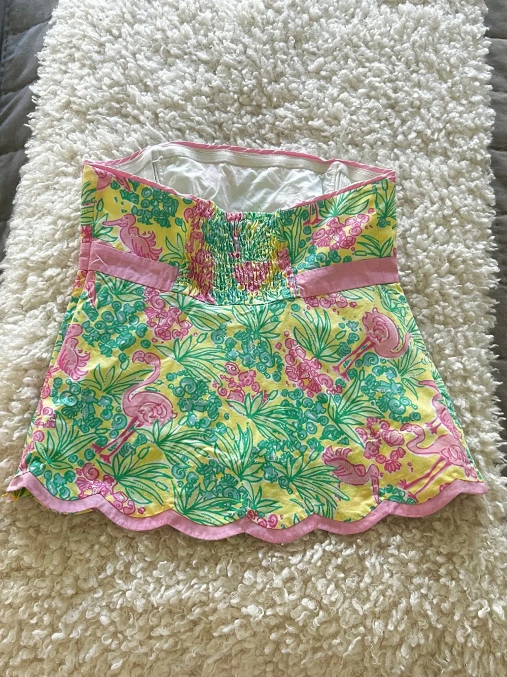 LILLY PULITZER PINK GREEN FLAMINGO STRAPLESS TOP SIZE 2 - Picture 3 of 9
